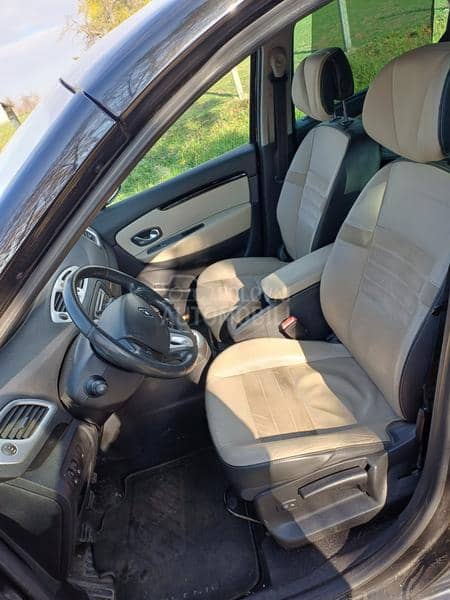 Renault Grand Scenic 7 sedista