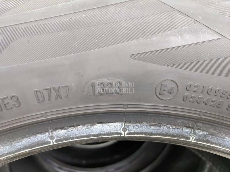 Continental 215/65 R17 Letnja