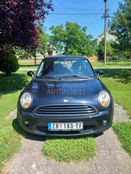 MINI Cooper 