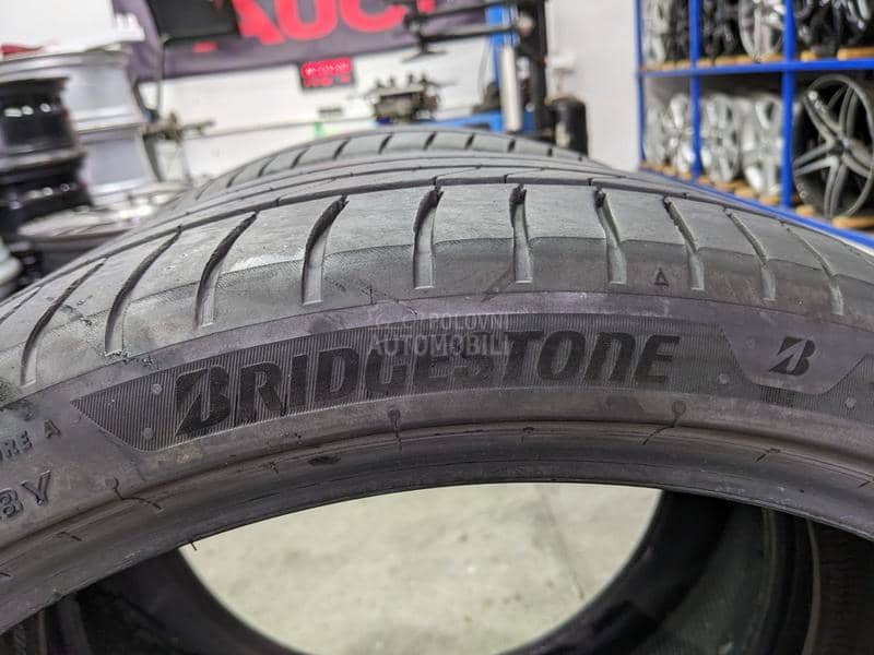 Bridgestone 255/35 R21 Letnja