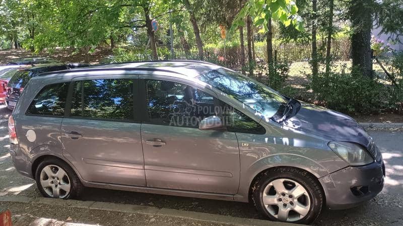 Opel Zafira 