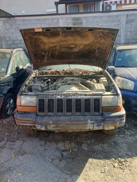 Jeep Grand Cherokee 5.2