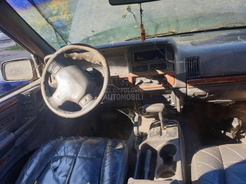 Jeep Grand Cherokee 5.2