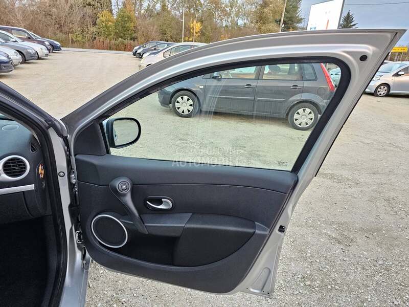 Renault Clio 1,2 16V iz CH