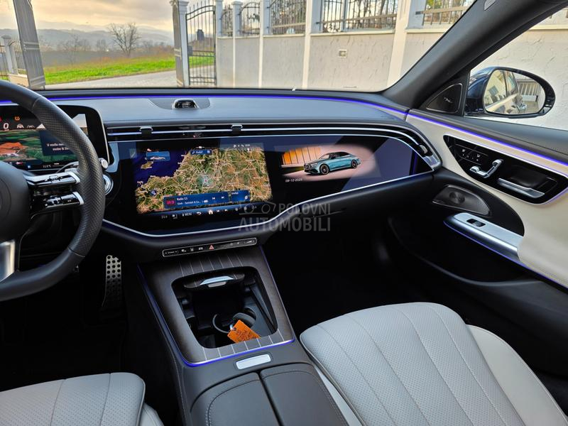 Mercedes Benz E 220 AMG/3Xdisp/PANO/NOV