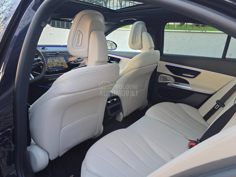 Mercedes Benz E 220 AMG/3Xdisp/PANO/NOV