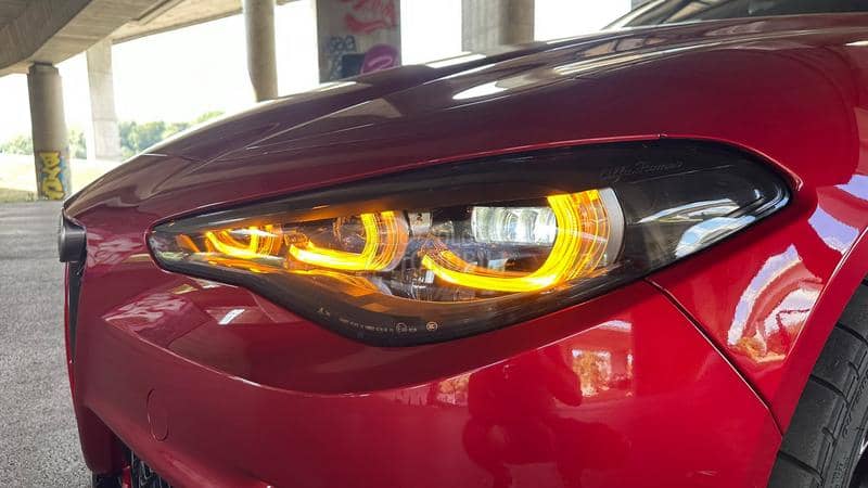 Alfa Romeo Giulia QV 100years 520ps