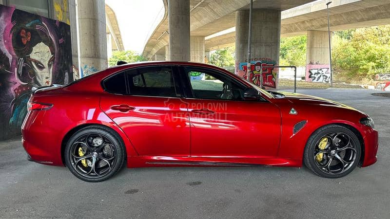 Alfa Romeo Giulia QV 100years 520ps