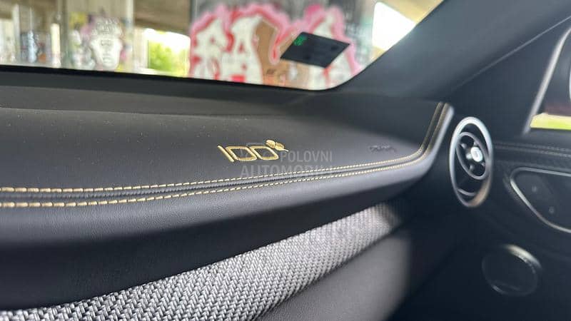 Alfa Romeo Giulia QV 100years 520ps