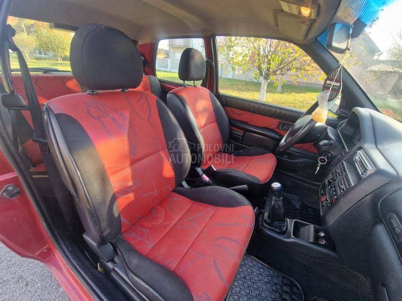 Peugeot 106 1.1 reg godinu dana