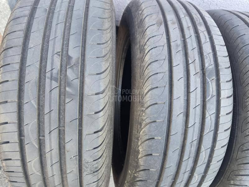 Sava 215/60 R17 Letnja