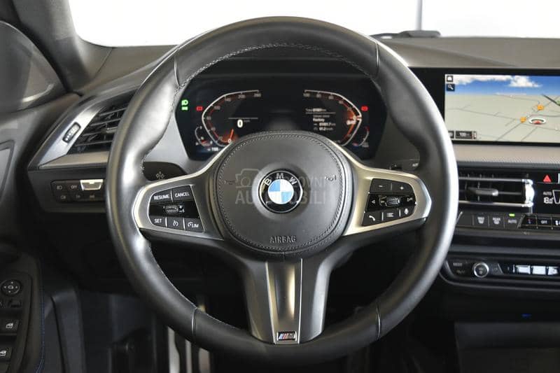 BMW 220 i M Paket AT