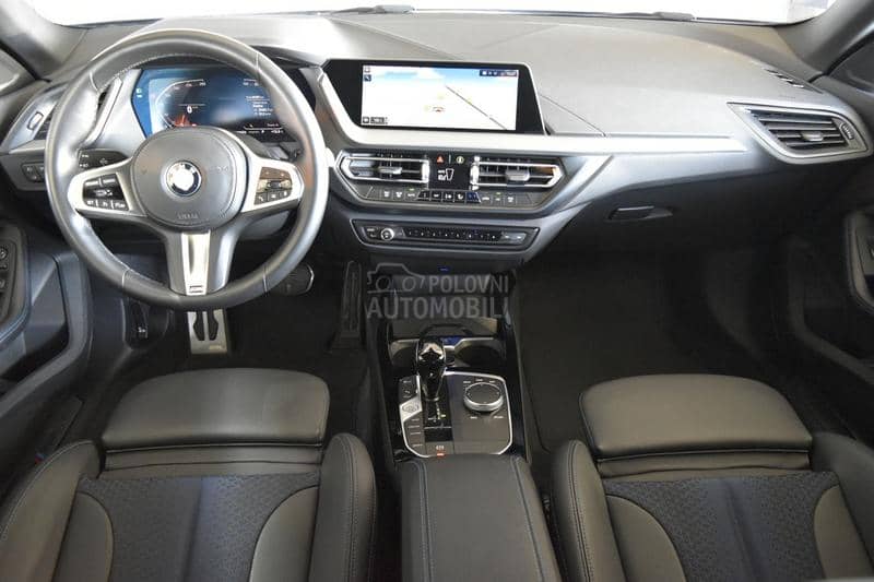 BMW 220 i M Paket AT