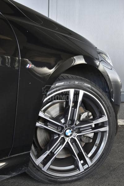 BMW 220 i M Paket AT