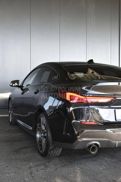 BMW 220 i M Paket AT