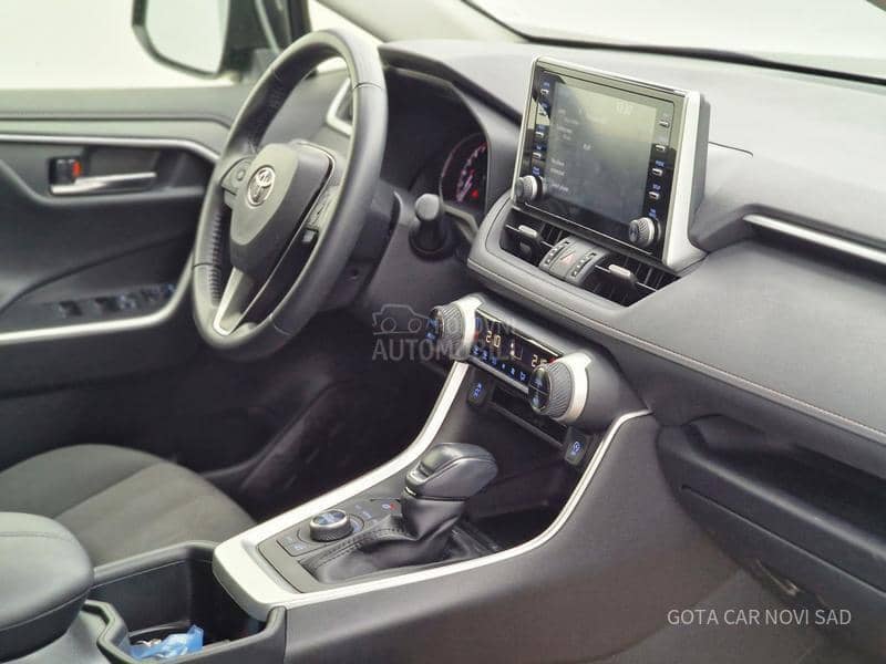 Toyota RAV 4 AWD ELEGANT