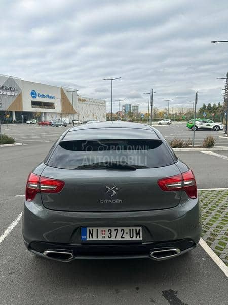 Citroen DS5 