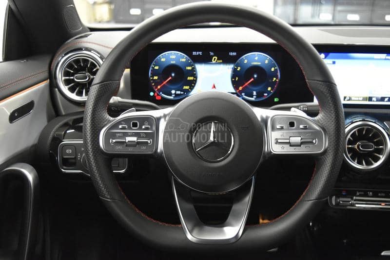 Mercedes Benz CLA 180 1.3 AMG Limousine AT