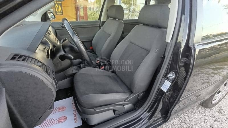 Volkswagen Polo 1.2b TRENDLINE