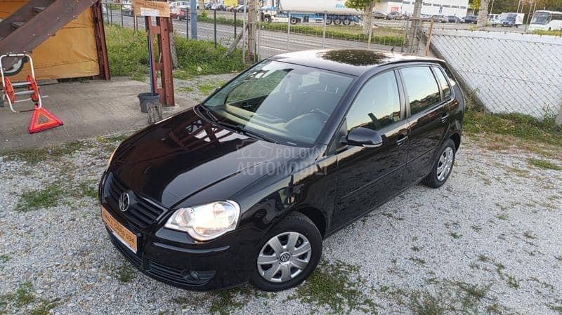 Volkswagen Polo 1.2b TRENDLINE