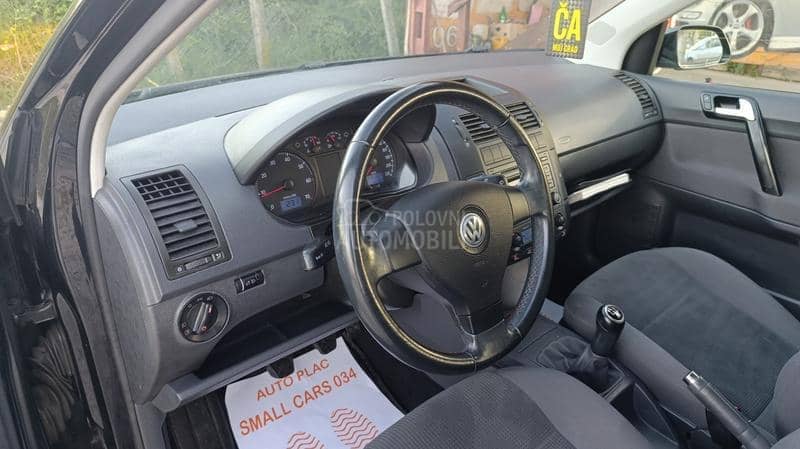 Volkswagen Polo 1.2b TRENDLINE