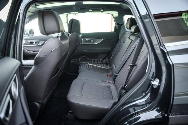 Chery Tiggo 8 1.6 T-GDI  7DCT