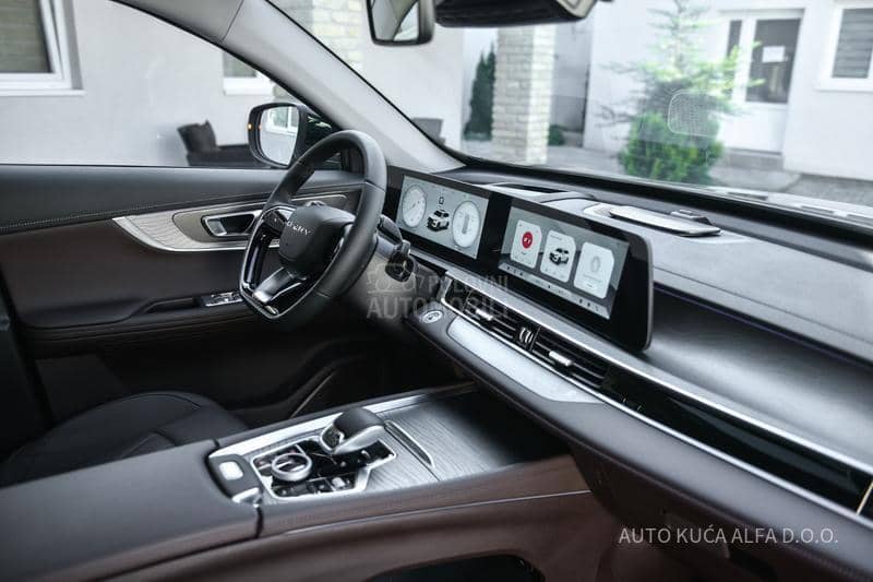 Chery Tiggo 8 1.6 T-GDI  7DCT