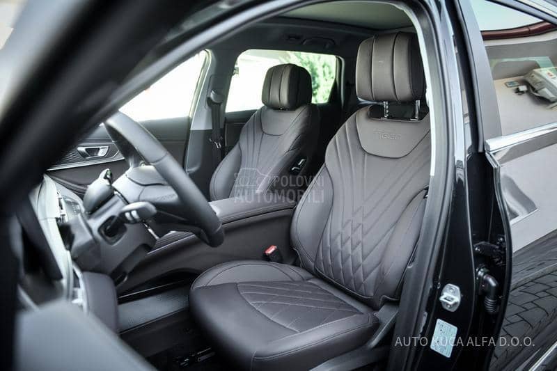 Chery Tiggo 8 1.6 T-GDI  7DCT