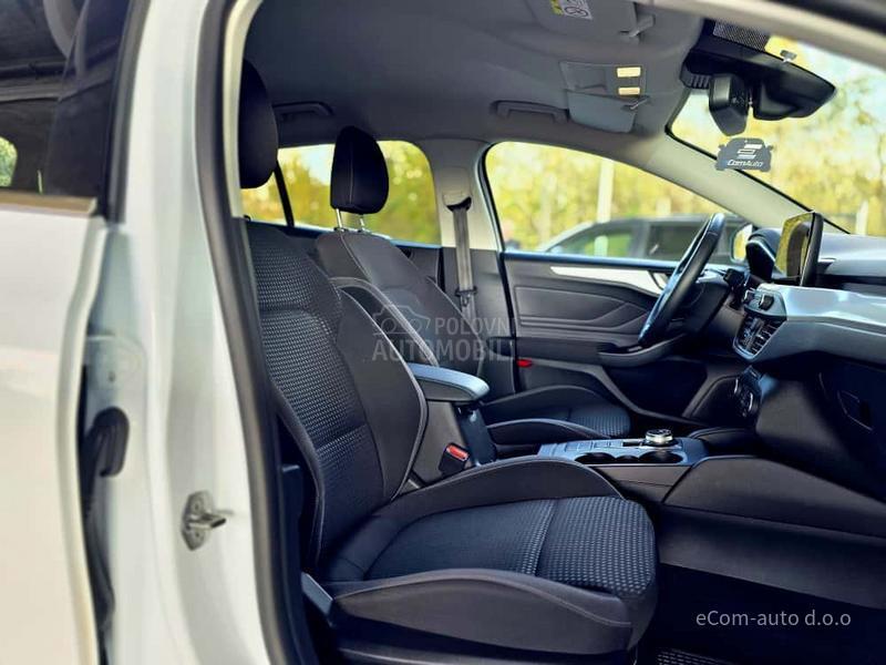 Ford Focus 1.5 D TITANIUM A/T