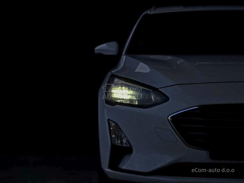 Ford Focus 1.5 D TITANIUM A/T