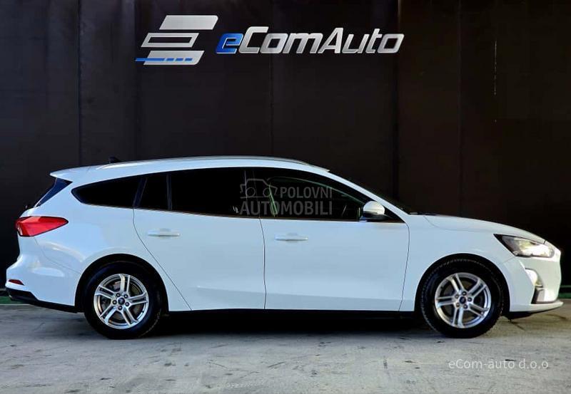 Ford Focus 1.5 D TITANIUM A/T