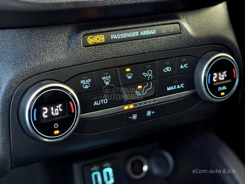 Ford Focus 1.5 D TITANIUM A/T