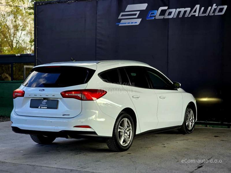 Ford Focus 1.5 D TITANIUM A/T