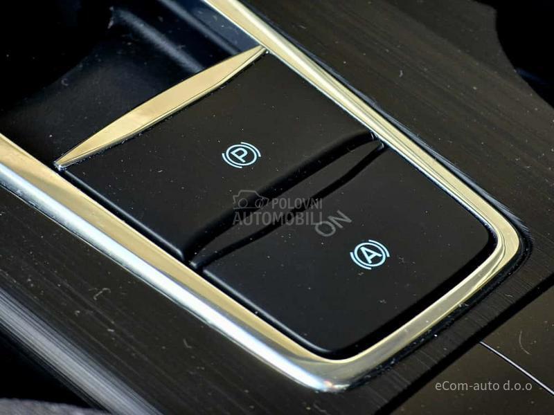 Ford Focus 1.5 D TITANIUM A/T