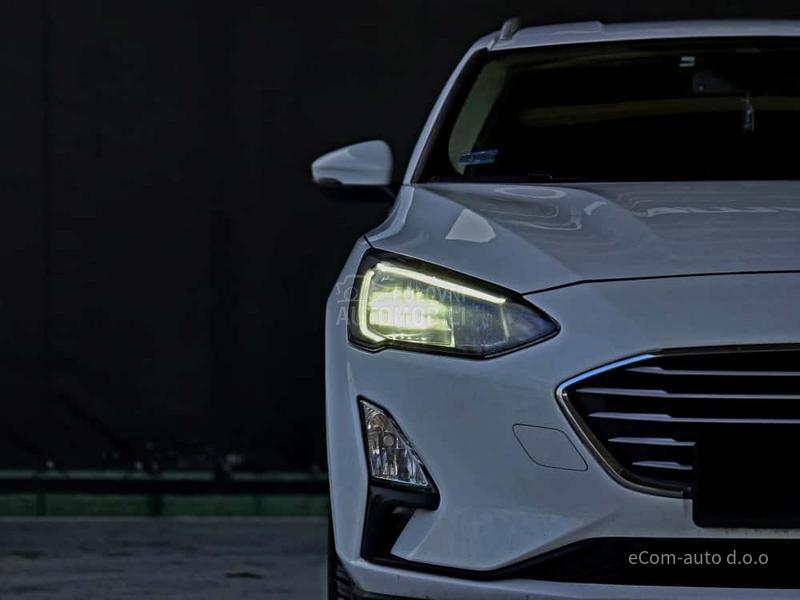 Ford Focus 1.5 D TITANIUM A/T