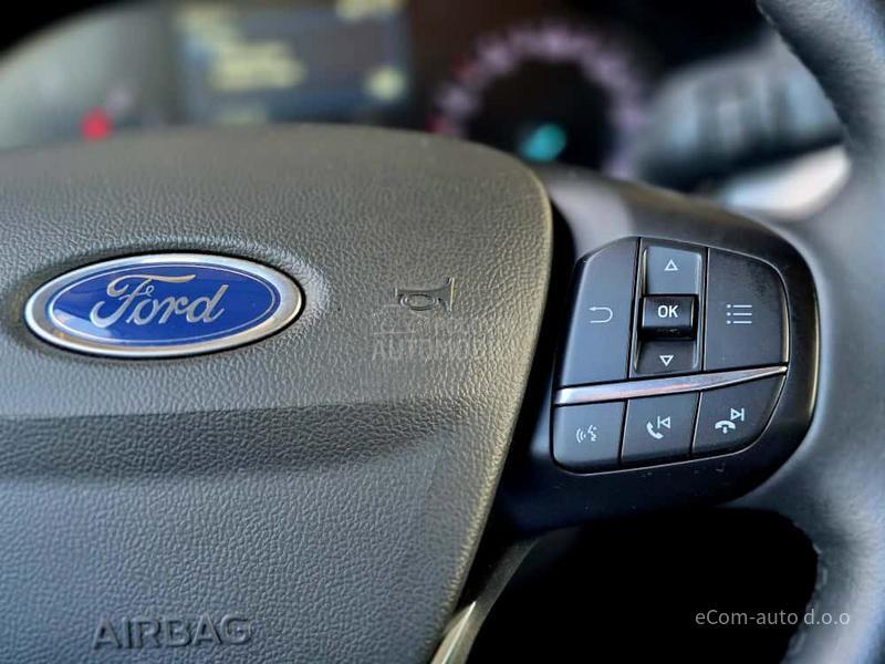 Ford Focus 1.5 D TITANIUM A/T