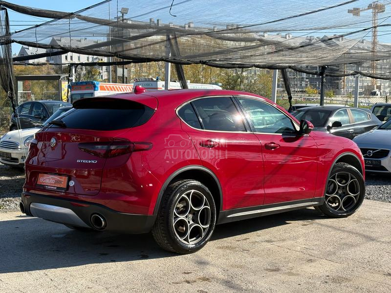 Alfa Romeo Stelvio 2.0 Q4 280 Super