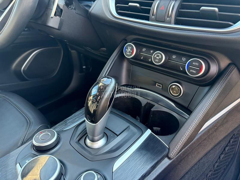 Alfa Romeo Stelvio 2.0 Q4 280 Super