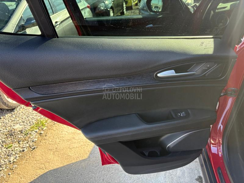 Alfa Romeo Stelvio 2.0 Q4 280 Super