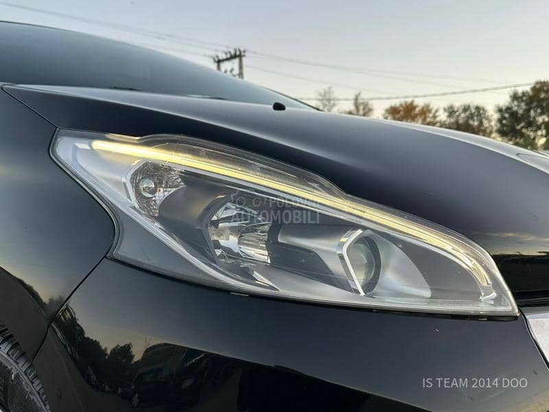 Peugeot 208 1.6 BLUEHDI STYLE