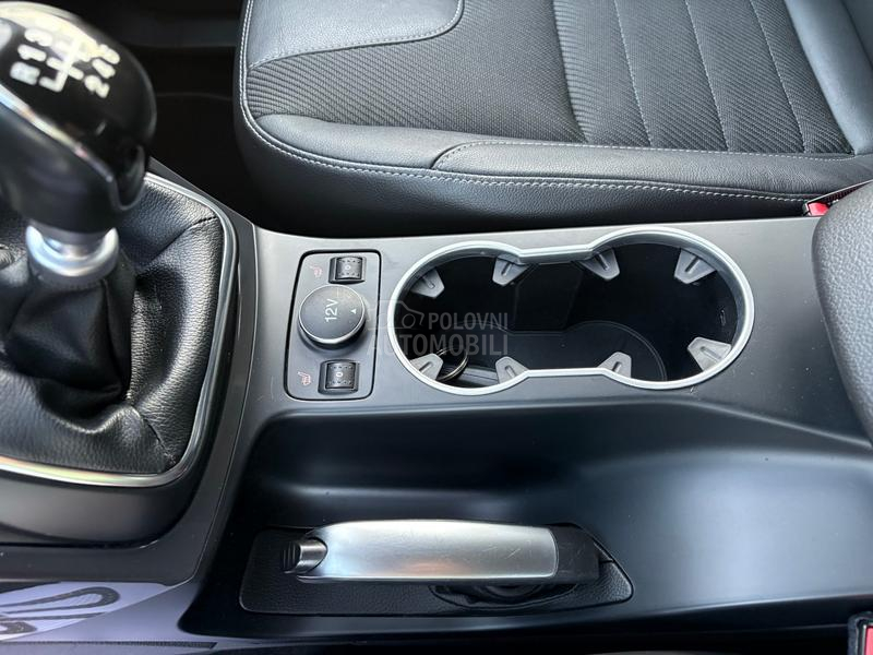 Ford Kuga 2.0 TDCi Titanium