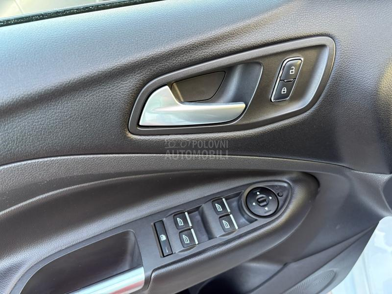 Ford Kuga 2.0 TDCi Titanium