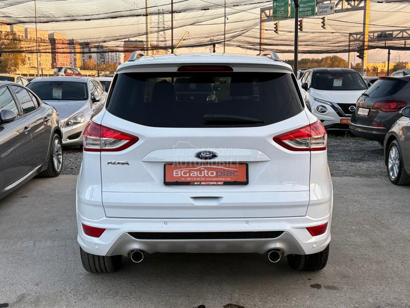 Ford Kuga 2.0 TDCi Titanium
