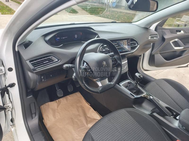 Peugeot 308 1.5HDI VIRTUAL/8MM