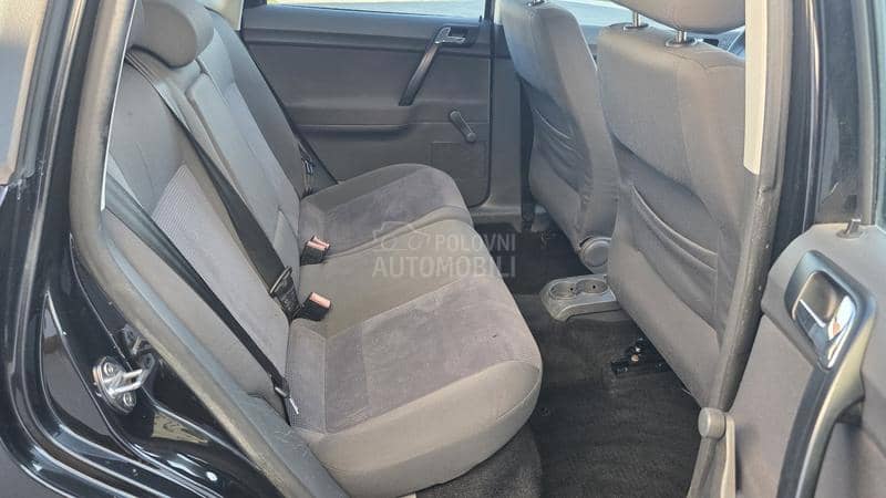 Volkswagen Polo 1,4i Comfort line