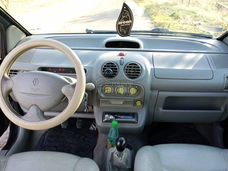 Renault Twingo 1.2 8v