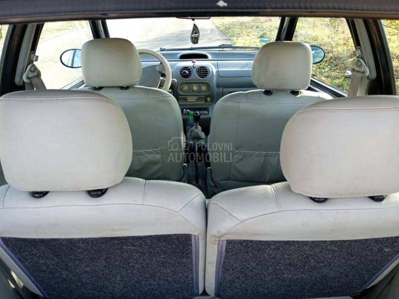 Renault Twingo 1.2 8v