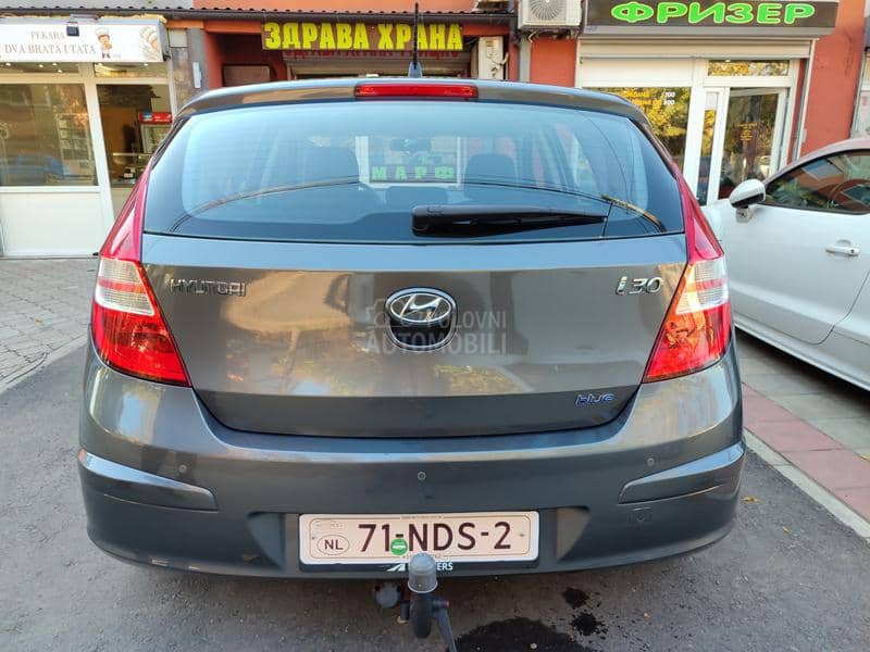 Hyundai i30 1.4 b
