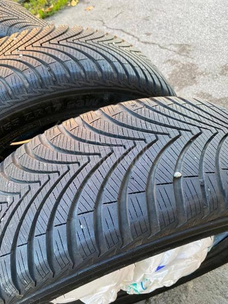 Kumho 215/55 R17 Zimska