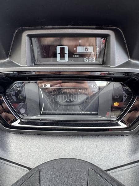 Yamaha XMAX 300 Tech Max AKRAP